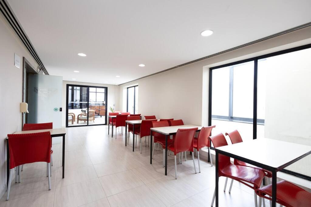 Flat 2409 - 2409 •le Premier Jd. Paulista São Paulo