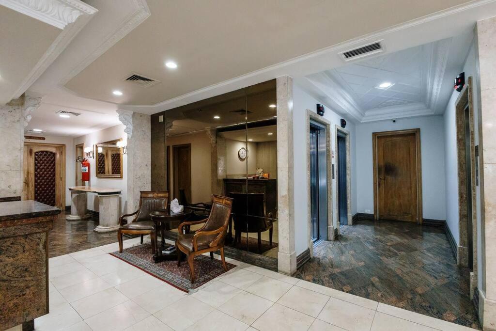 Flat 2409 - 2409 •le Premier Jd. Paulista São Paulo
